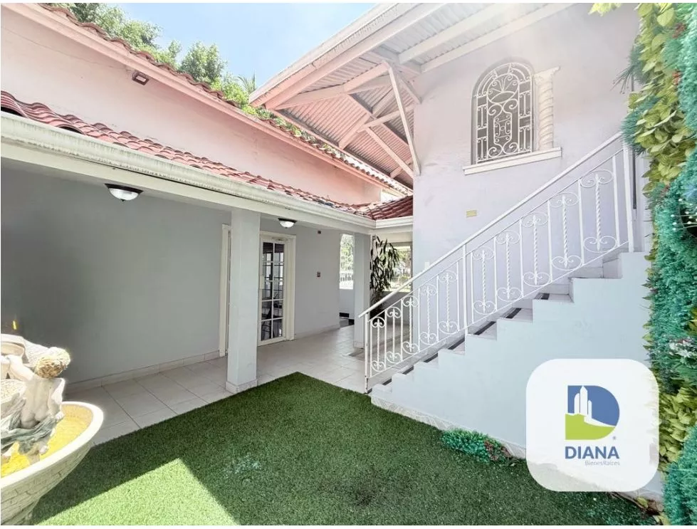 Venta de casa comercial