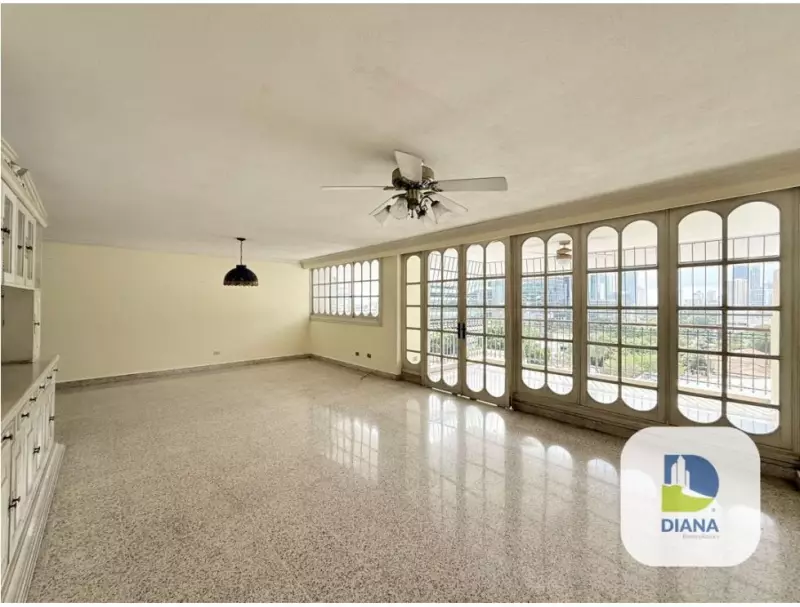 Venta de apartamento en Obarrio