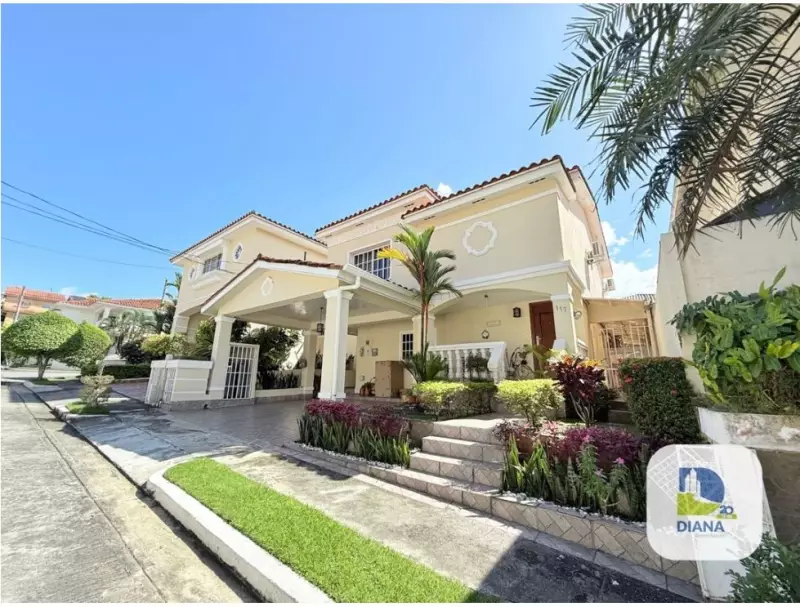 Oportunidad en  Altos de Panamá Avaluo $486000