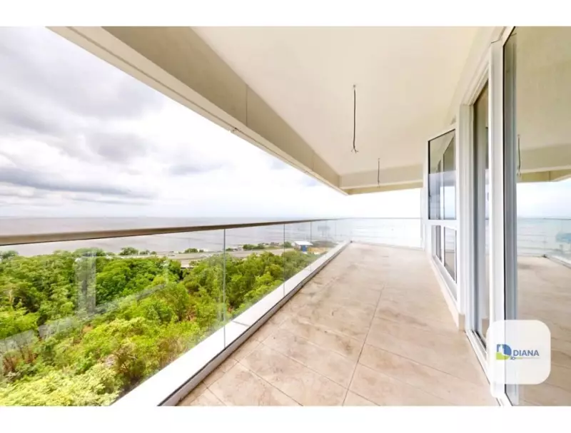 Venta de apartamento frente al mar en Coco del Mar