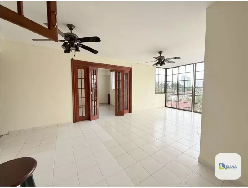 Venta de apartamento en 12 de Octubre