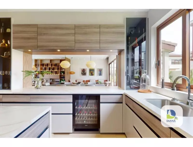 Venta de casa en Santa María 