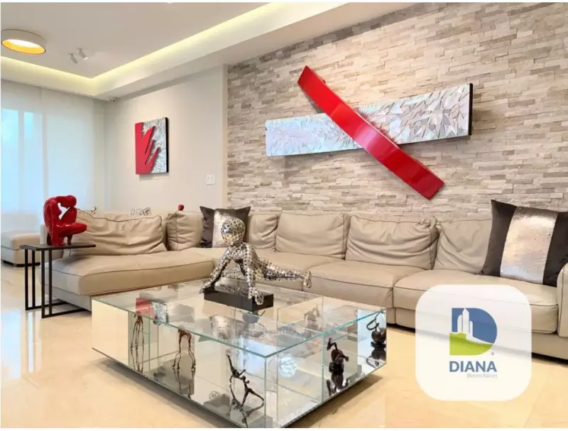 Venta de casa en Santa María