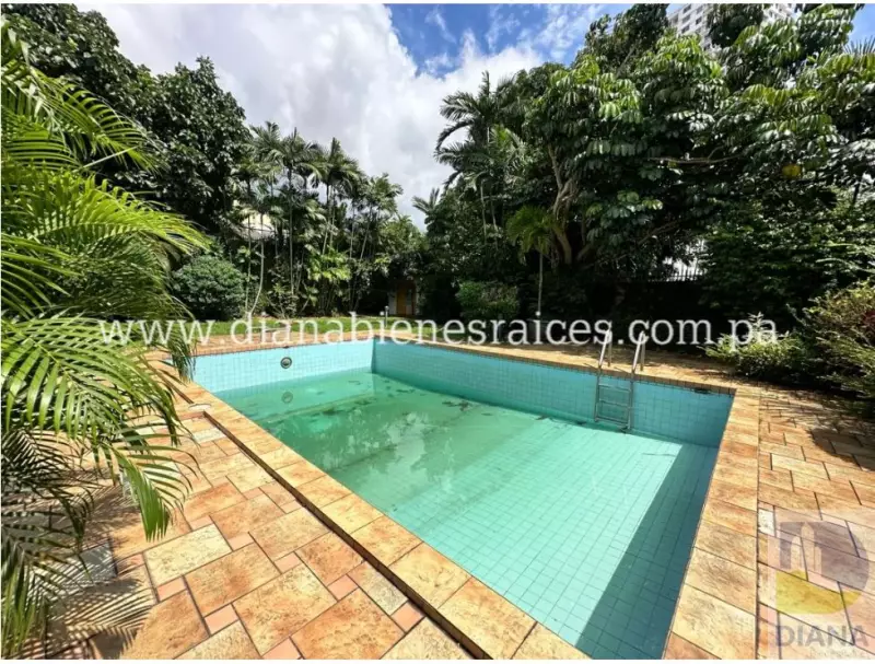 Oportunidad en El Carmen